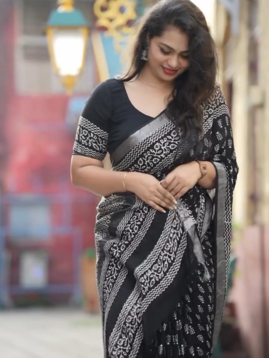 Premium Tangail Silk Saree TS 7016